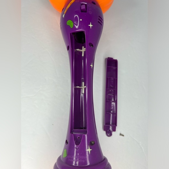 Disney Mickey Bubble Wand Light-Up Jack-o-Lantern Halloween NSSMHP 2021 - Picture 8 of 9